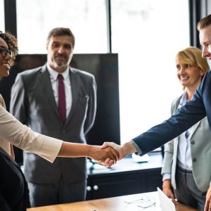 businessmen businesspeople businesswomen 1249158 cropped